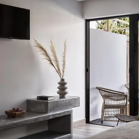 מלון Casa Boutique & - Adults Only 4*