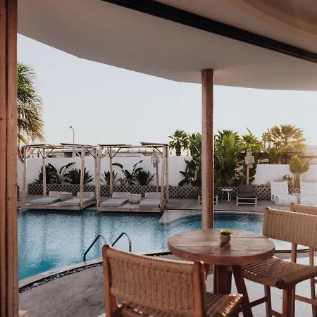 Casa Boutique & - Adults Only מלון פליראקי
